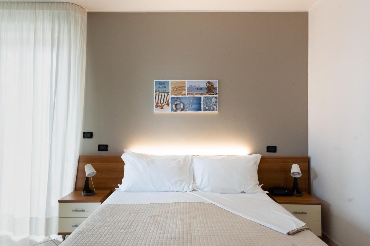 Hotel D'Atri มอนเตซิลวาโน ภายนอก รูปภาพ