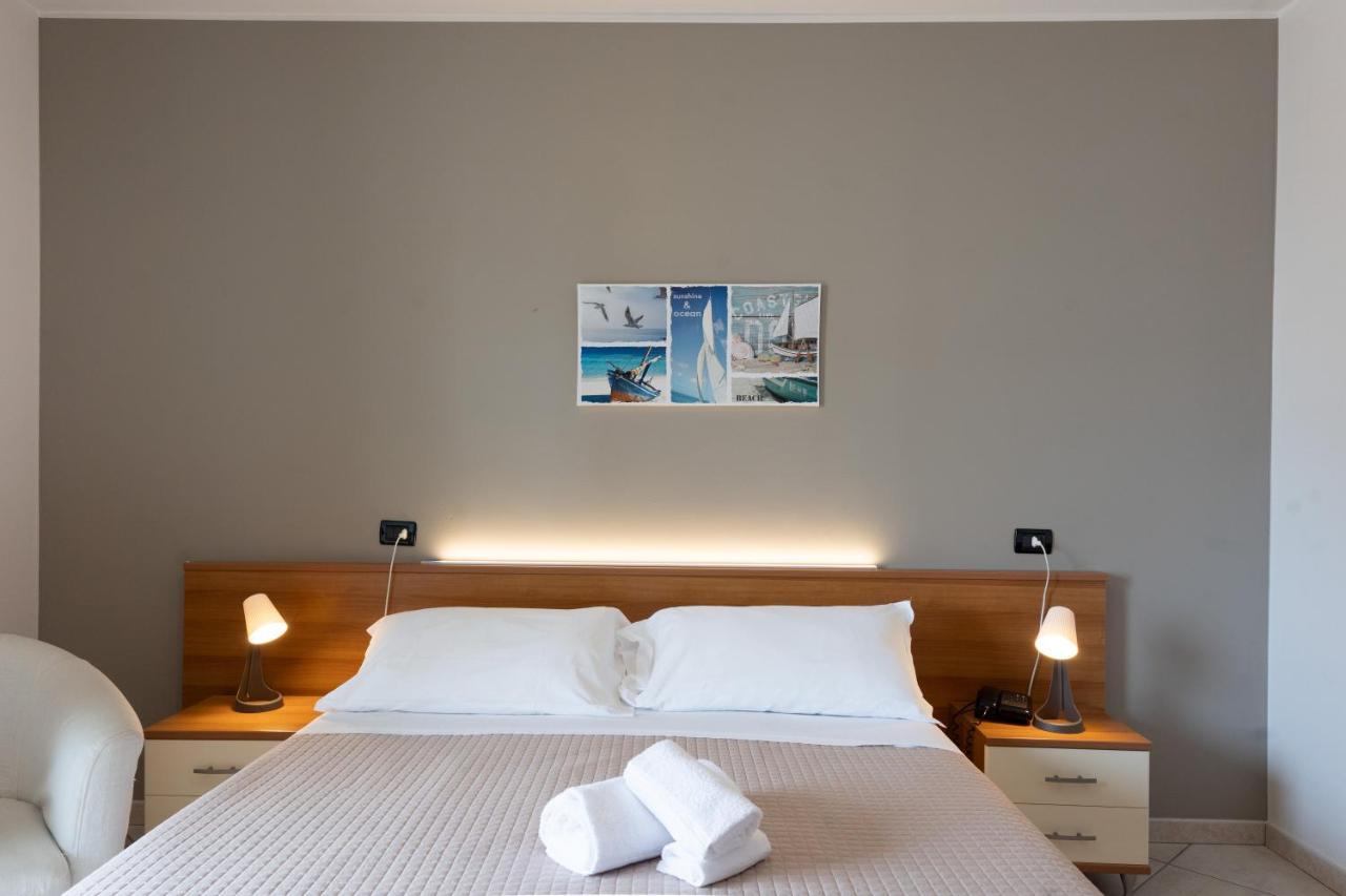 Hotel D'Atri มอนเตซิลวาโน ภายนอก รูปภาพ