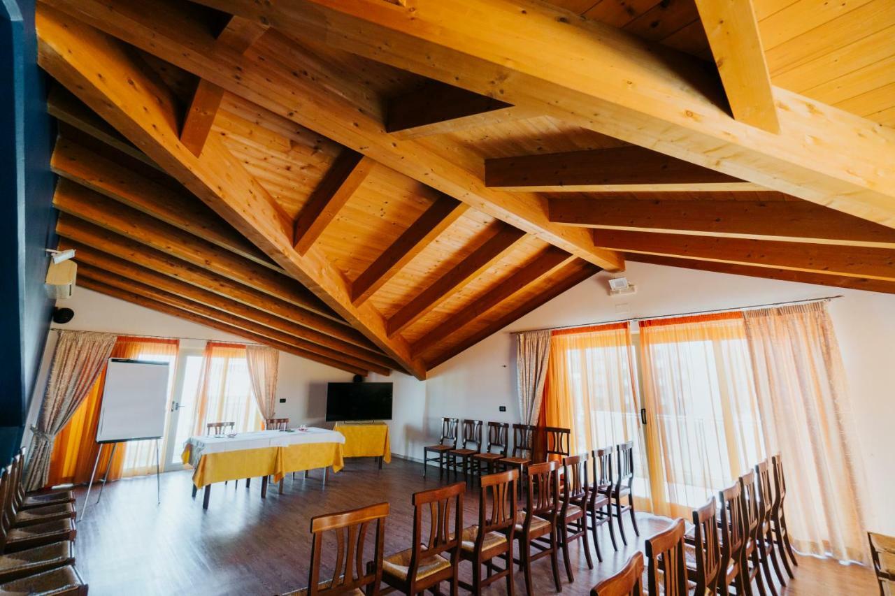 Hotel D'Atri มอนเตซิลวาโน ภายนอก รูปภาพ