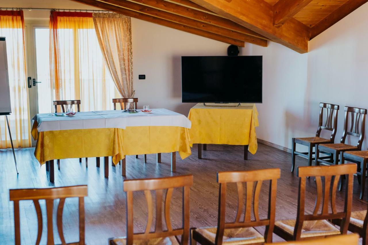 Hotel D'Atri มอนเตซิลวาโน ภายนอก รูปภาพ