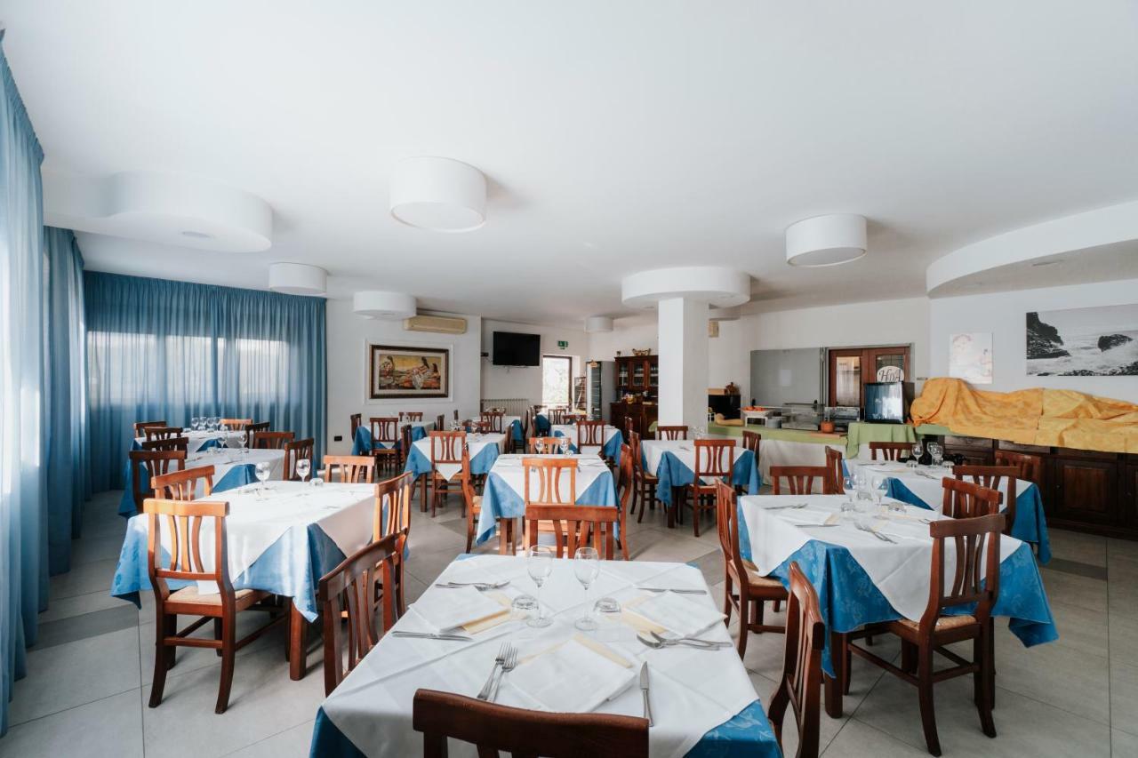 Hotel D'Atri มอนเตซิลวาโน ภายนอก รูปภาพ