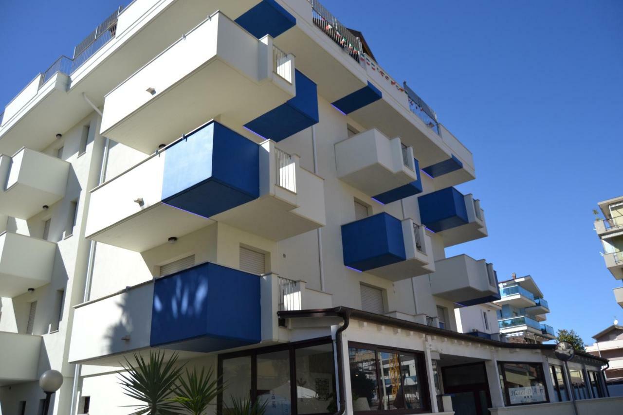 Hotel D'Atri มอนเตซิลวาโน ภายนอก รูปภาพ